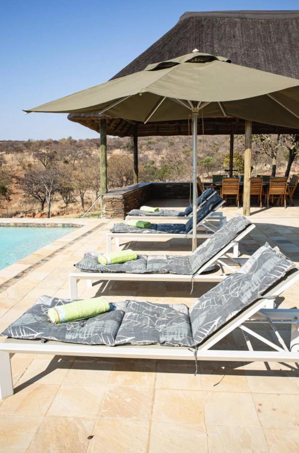 Villa Tholo Manzi Private Game Farm Zeerust Exterior foto